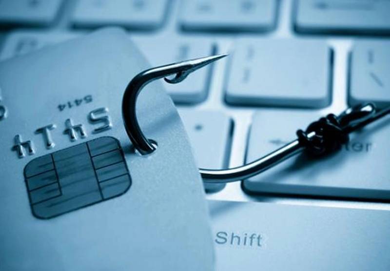 Occhio agli SMS sospetti: proteggiamo i nostri dati e il nostro conto bancario